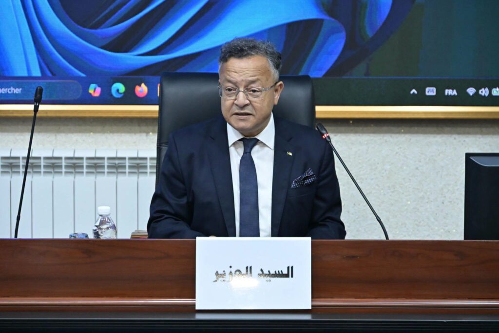 جامعة الشهيد حمة لخضر بالوادي تدخل نادي الجودة العالمية بشهادة ISO 9001